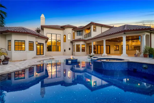 11400 SW 67th Ave, Pinecrest, FL 33156