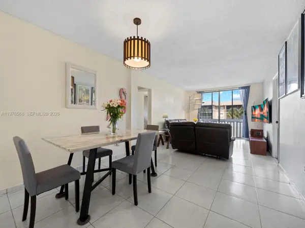 6701 NW 169th St #B304, Hialeah, FL 33015