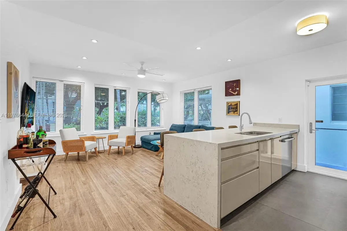 1018 Meridian Ave #1, Miami Beach, FL 33139 - #1