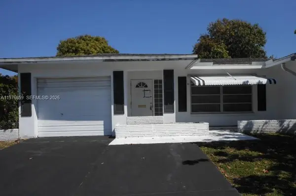 4955 NW 55th St, Tamarac, FL 33319