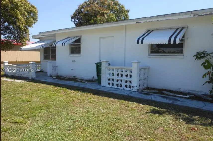 4955 NW 55th St, Tamarac, FL 33319 - #2