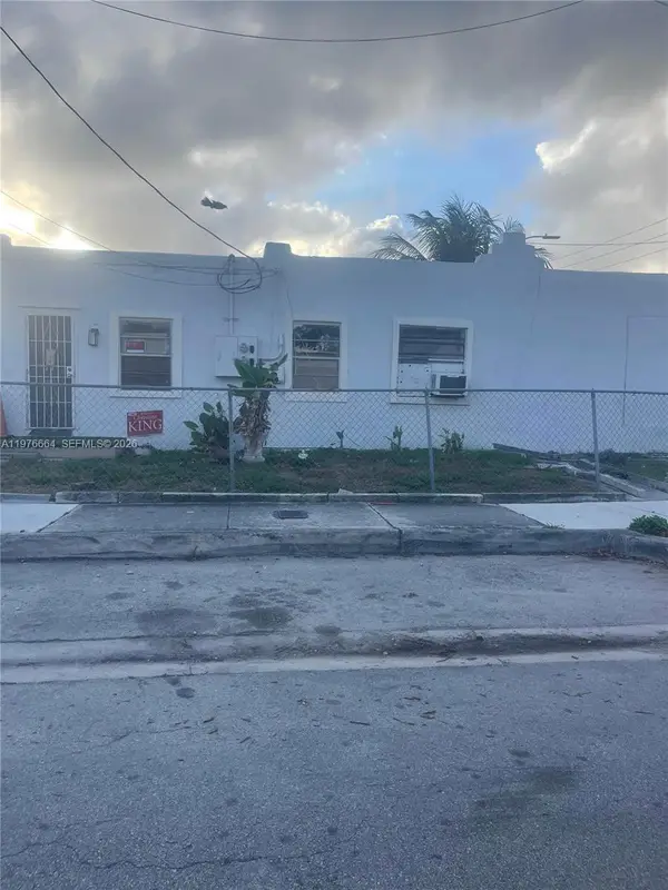 664 NW 77th St, Miami, FL 33150