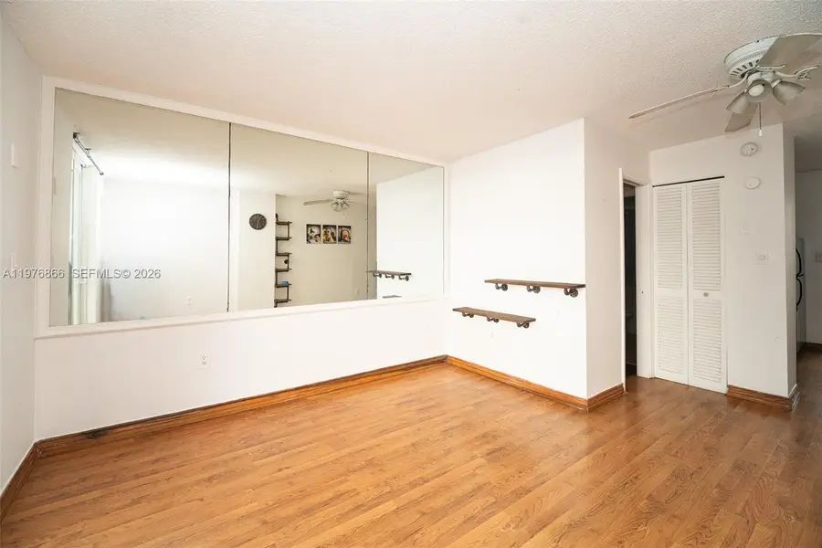 1750 James Ave #4J, Miami Beach, FL 33139 - #3