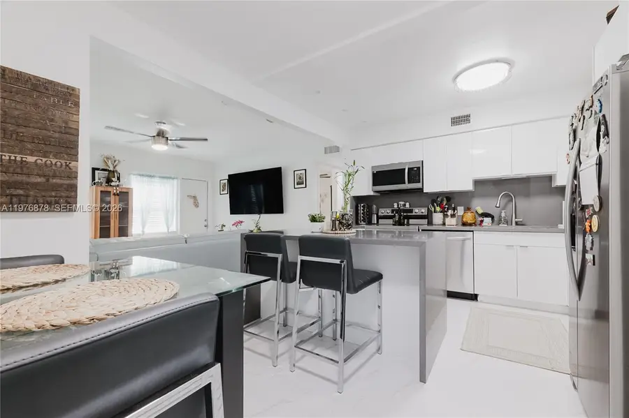 2621 SW 12th Ter, Fort Lauderdale, FL 33315 - #2