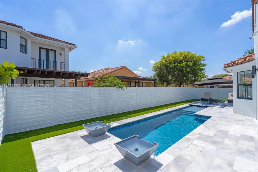 1005 NW 100th Ave, Miami, FL 33172 - #3