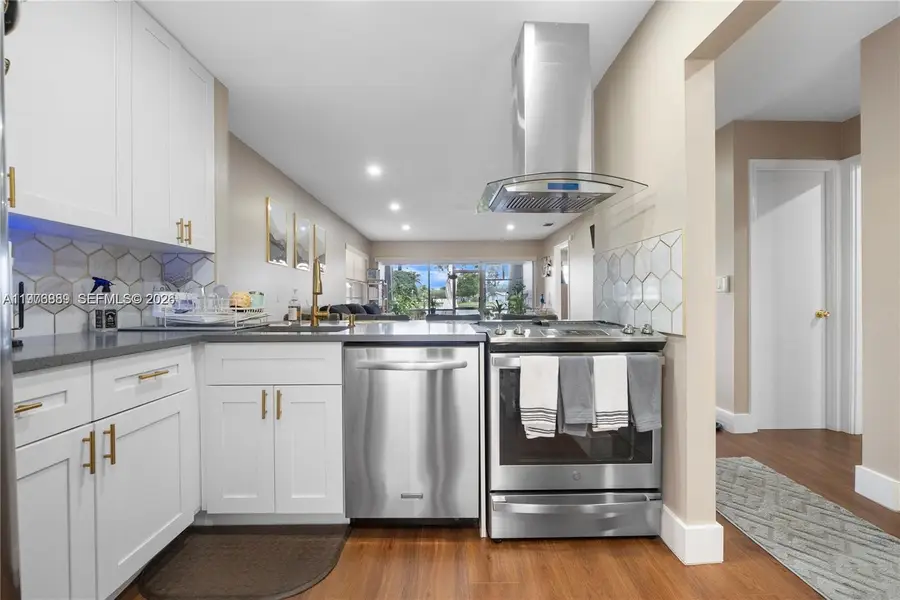 796 Banks Rd, Coconut Creek, FL 33063 - #3