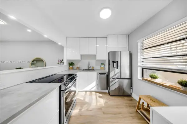 130 S Cypress Rd #612, Pompano Beach, FL 33060