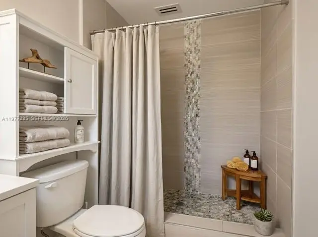 1500 NE 137th St, North Miami, FL 33161 - #2