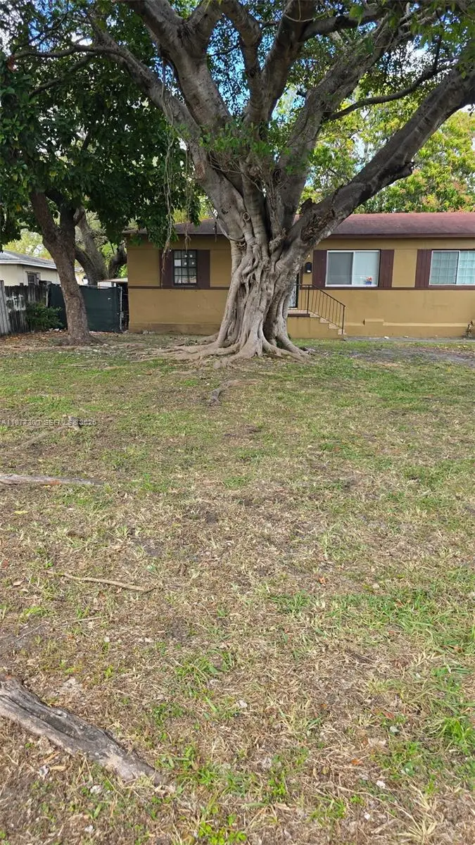 6910 NW 5th Pl, Miami, FL 33150 - #3