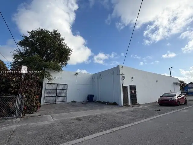 102 NW 22nd Ave, Miami, FL 33125 - #2