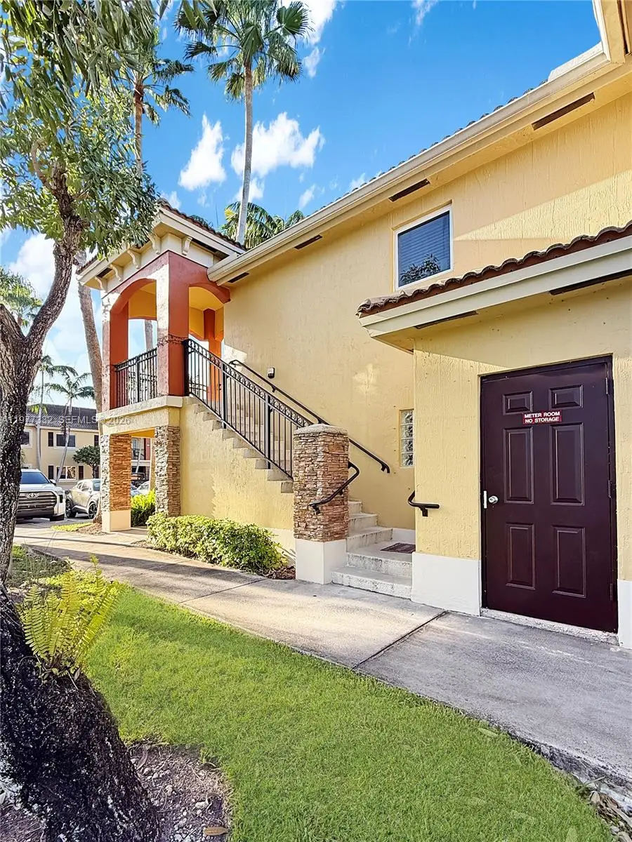 945 NE 34th Ave #204, Homestead, FL 33033 - #2