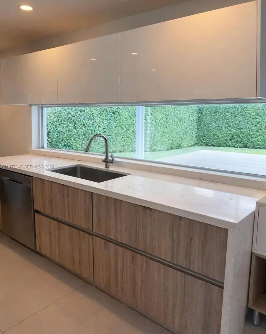 21015 NE 19th Ct, Miami, FL 33179 - #3