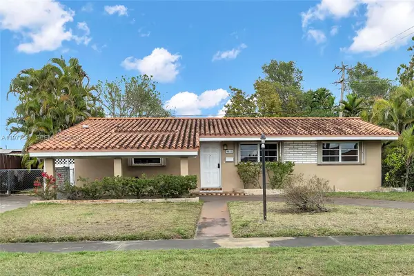 9011 SW 18th Ter, Miami, FL 33165