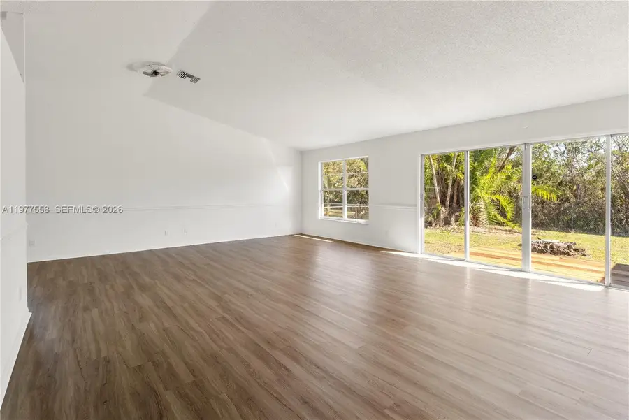 1816 SW 14th Ave Sw, Vero Beach, FL 32962 - #3