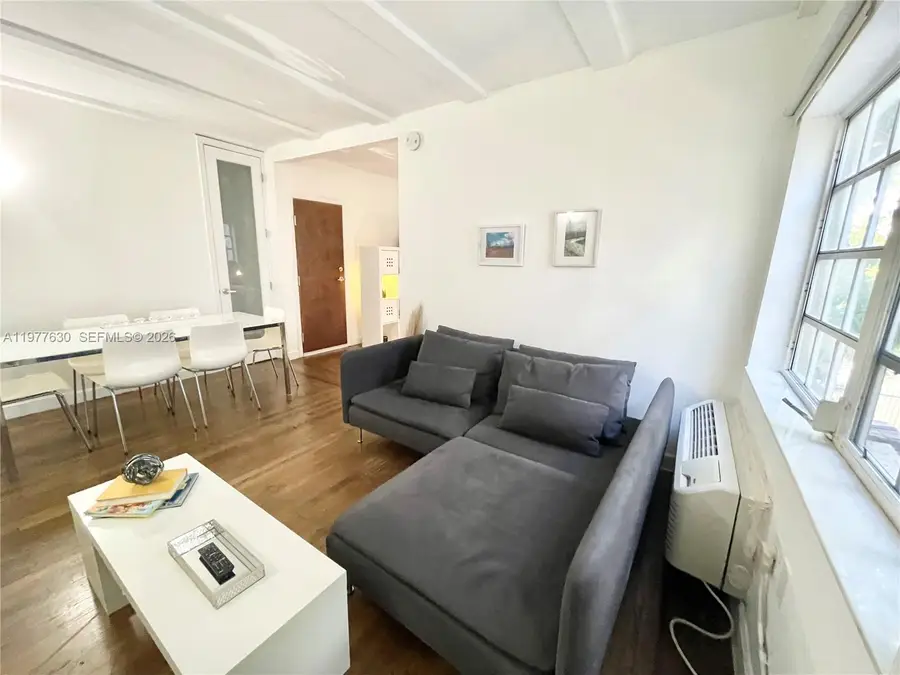 439 15th St #18, Miami Beach, FL 33139 - #2