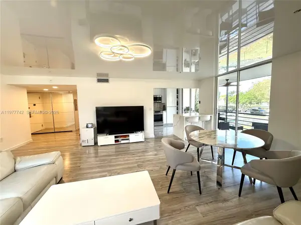 671 NE 195th St #205E, Miami, FL 33179