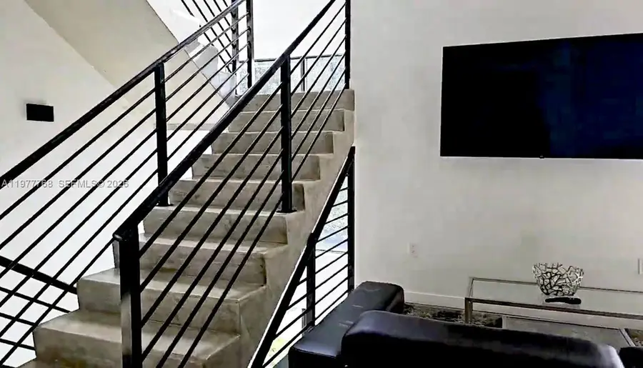 7101 NE 4th Ct #4, Miami, FL 33138 - #3