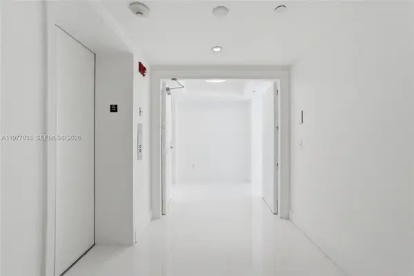 2627 S Bayshore Dr #501, Miami, FL 33133