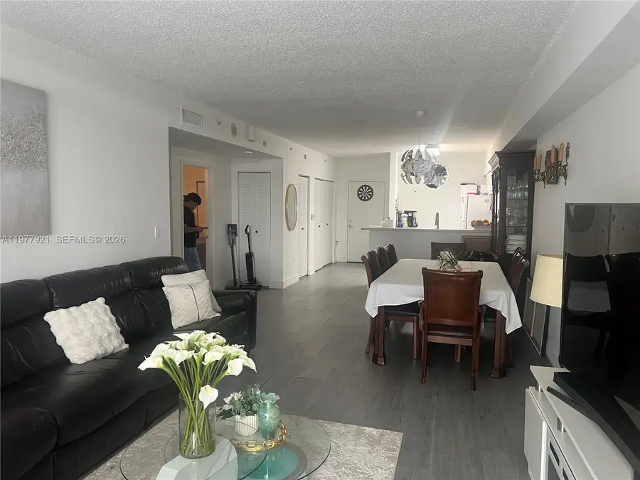 5099 NW 7th St #505, Miami, FL 33126 - #3