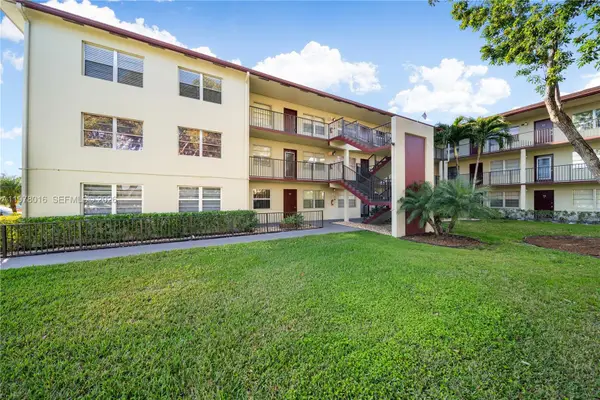 13455 SW 3rd St #302S, Pembroke Pines, FL 33027