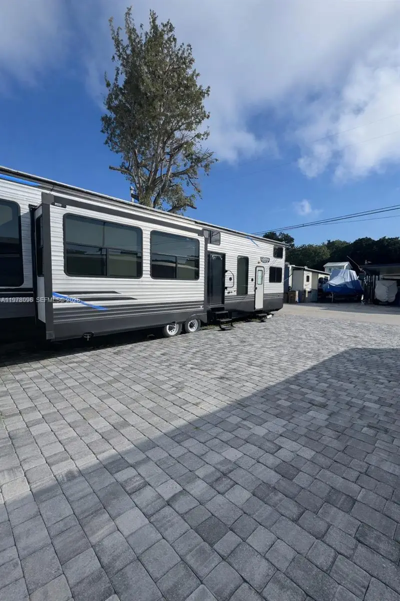 325 Calusa St, Key Largo, FL 33037 - #2