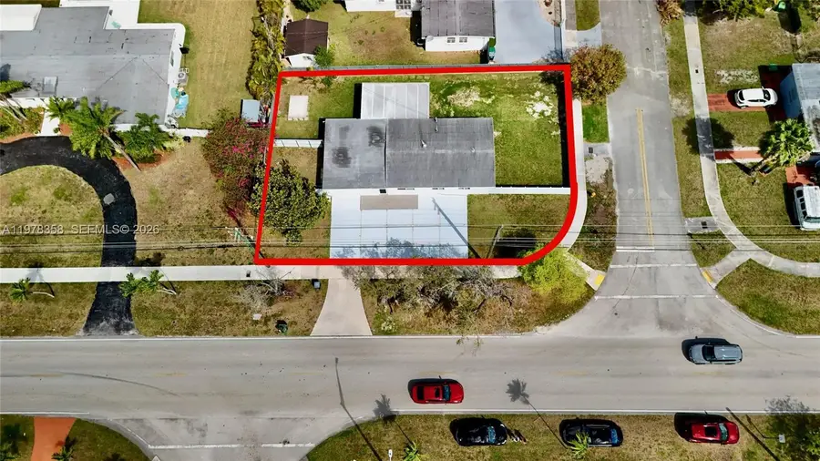 10381 SW 32nd St, Miami, FL 33165 - #2