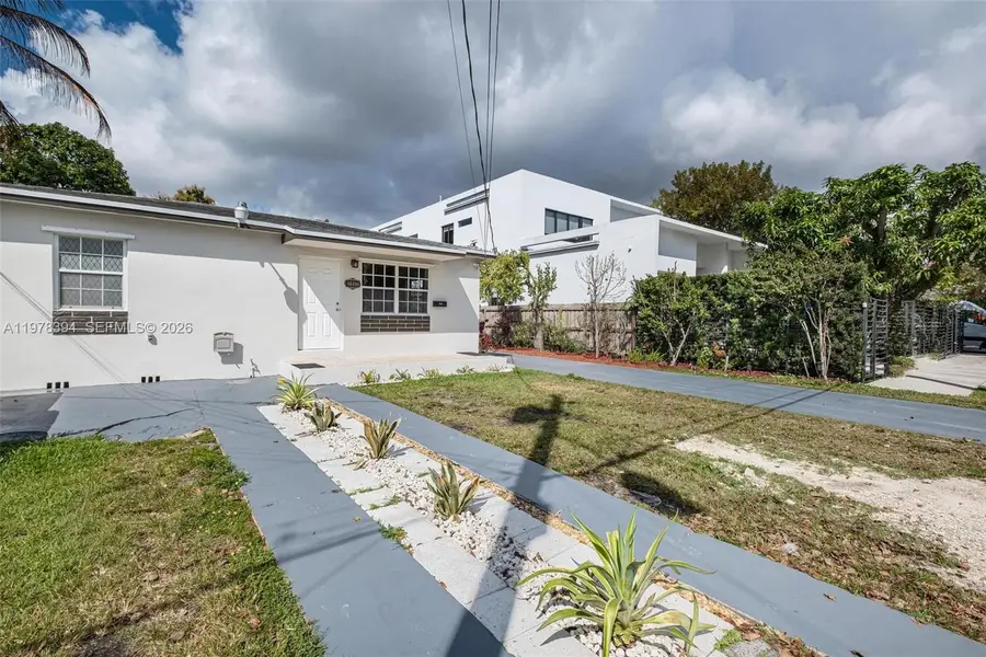 2862 SW 38th Ct, Miami, FL 33134 - #3