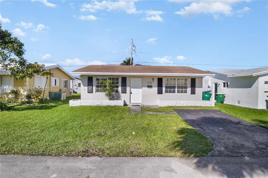 2709 NW 54th St, Tamarac, FL 33309 - #3
