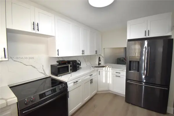 7500 NW 17th St #102, Plantation, FL 33313