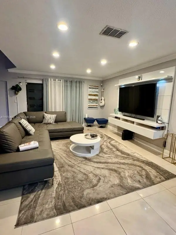 9523 NW 38th Pl, Sunrise, FL 33351 - #2