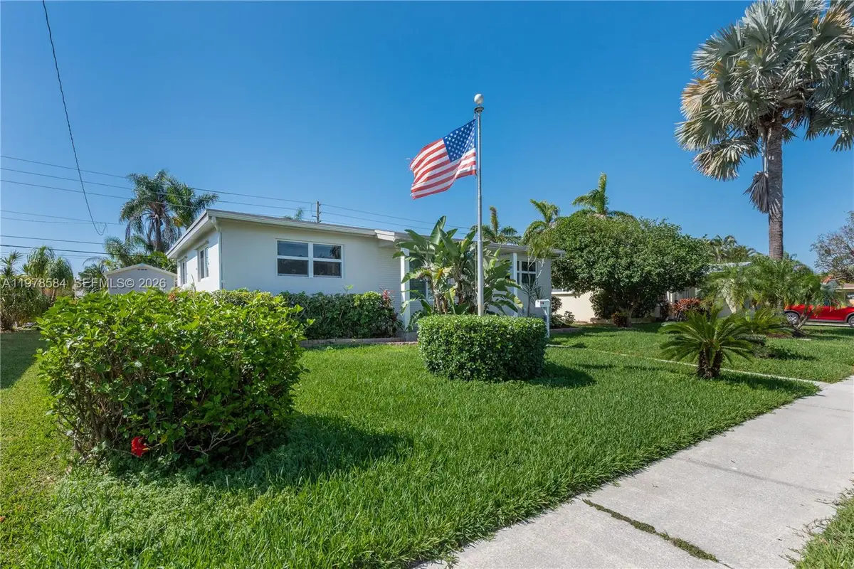 326 SE 3rd Ter, Dania Beach, FL 33004 - #1