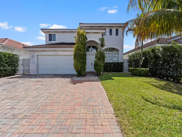 10230 SW 227th St, Cutler Bay, FL 33190