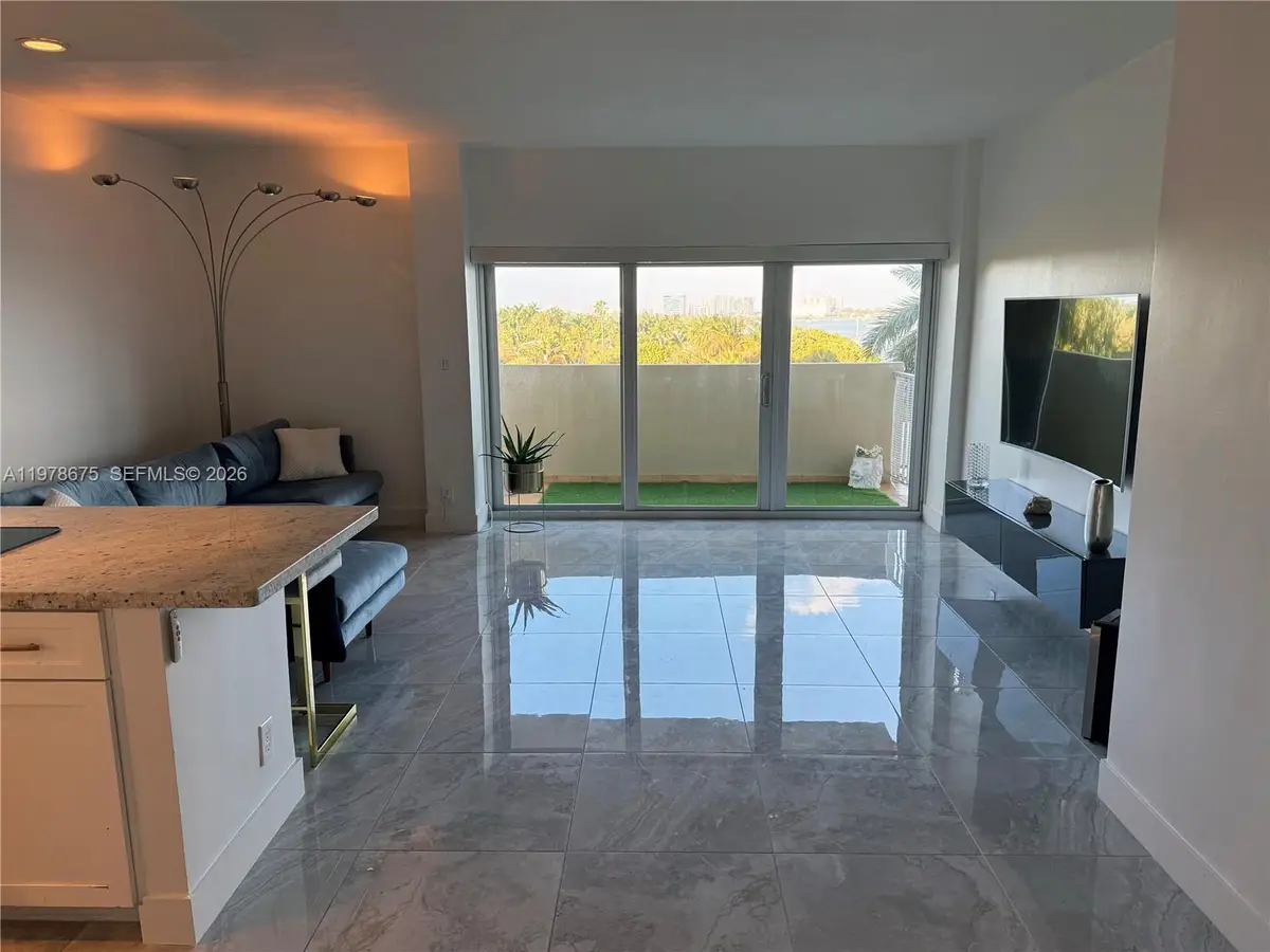 880 NE 69th St #5Q, Miami, FL 33138 - #1