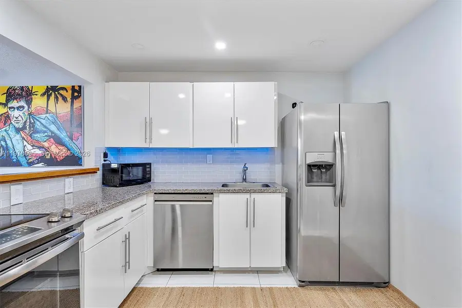 600 Parkview Dr #227, Hallandale Beach, FL 33009 - #2