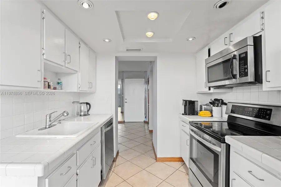 7300 Wayne Ave #217, Miami Beach, FL 33141 - #2