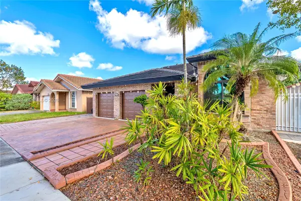 14330 SW 50th St, Miami, FL 33175