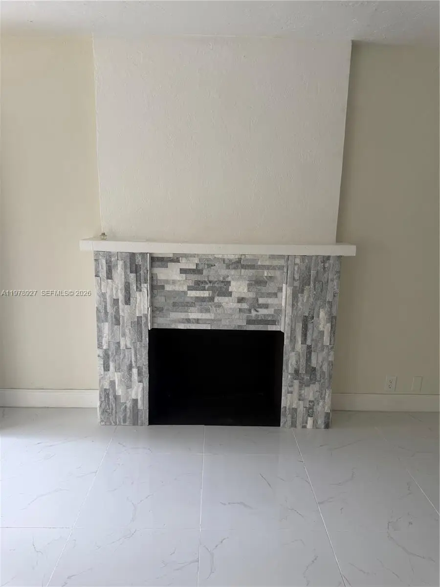 911 NW 45th St, Miami, FL 33127 - #3