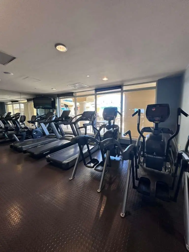 601 N Ft Lauderdale Bch Blvd #713, Fort Lauderdale, FL 33304 - #2