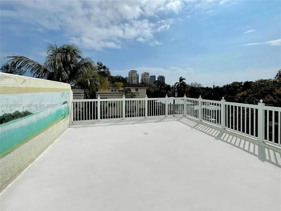 229 SW 9th Ave, Fort Lauderdale, FL 33312 - #3