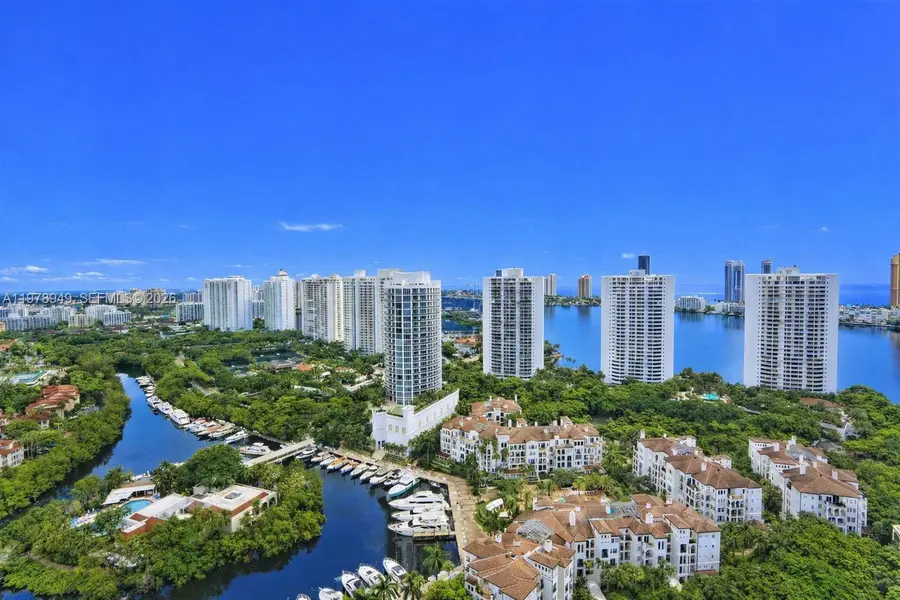 1000 W Island Blvd #1812, Aventura, FL 33160 - #2