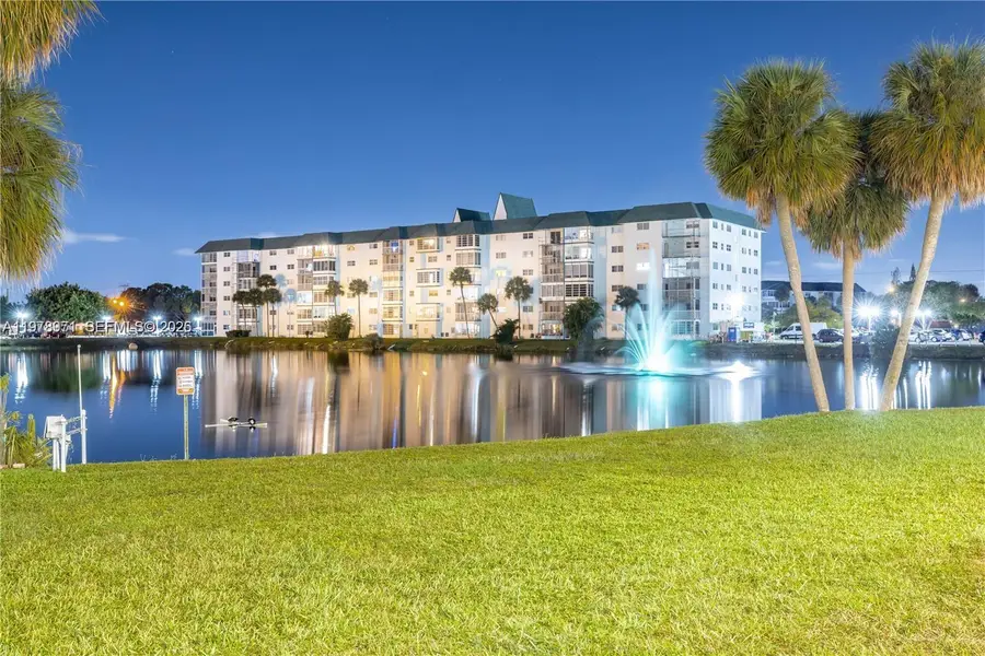 4751 NW 21st St #210, Lauderhill, FL 33313 - #2