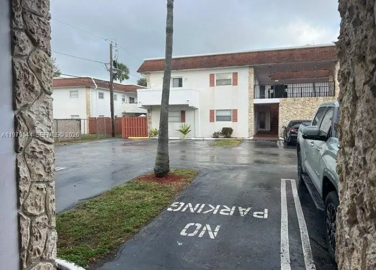 321 SW 1st Ct #K-4, Pompano Beach, FL 33060 - #3