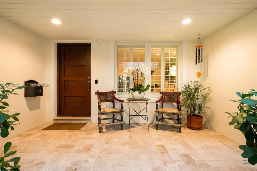 424 Sansovino Ave, Coral Gables, FL 33146 - #3