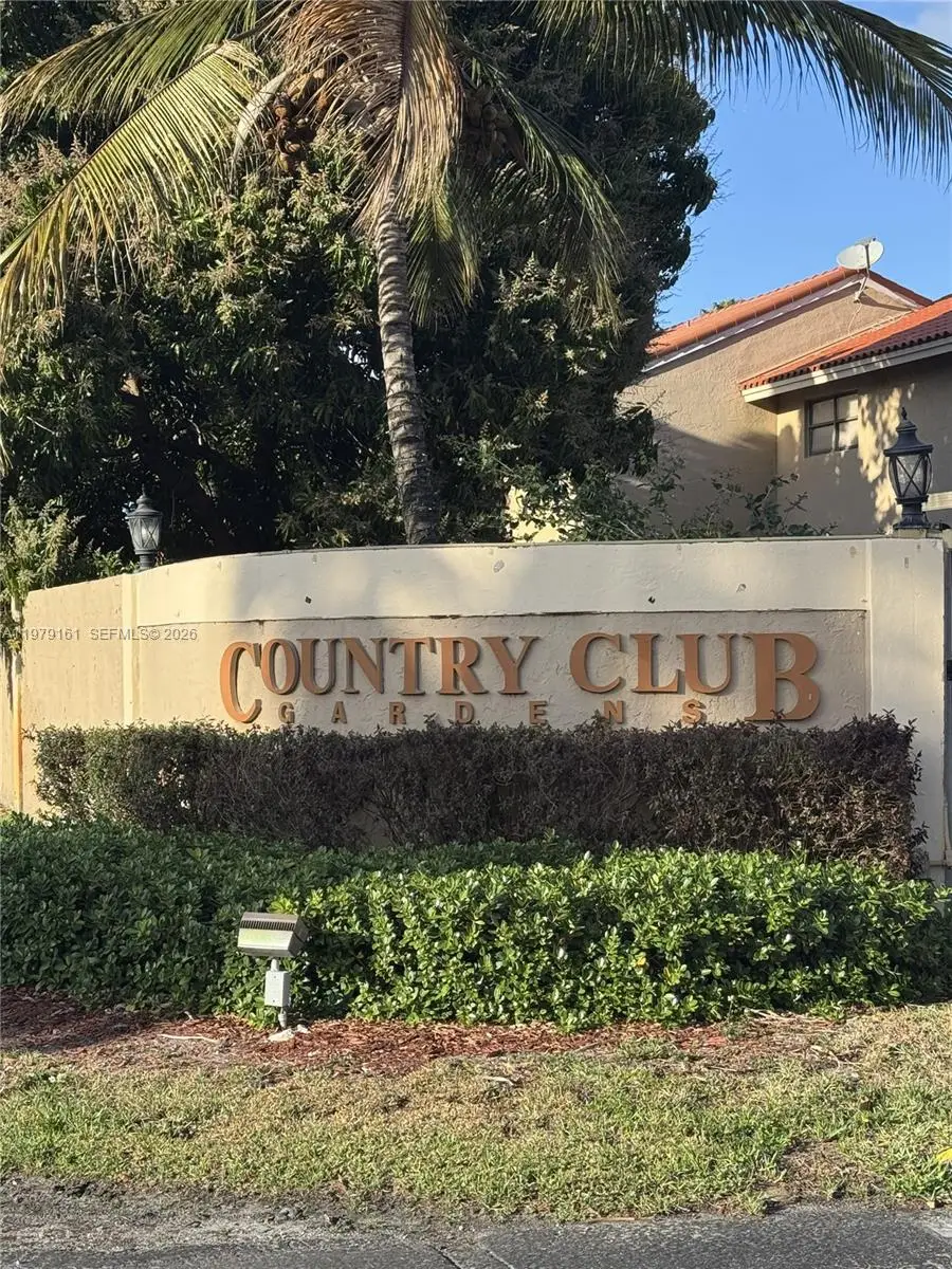 19750 Cypress Ct, Hialeah, FL 33015 - #2