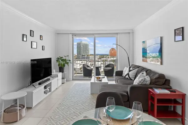 6900 Bay Dr #10H, Miami Beach, FL 33141