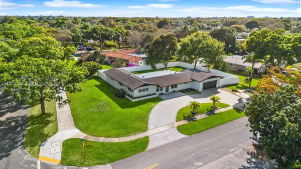 5402 SW 1st Ct, Plantation, FL 33317