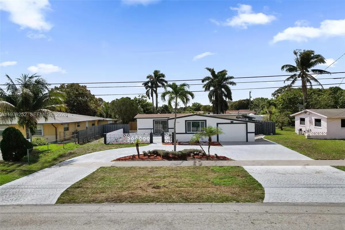 4320 NW 26th St, Lauderhill, FL 33313 - #1