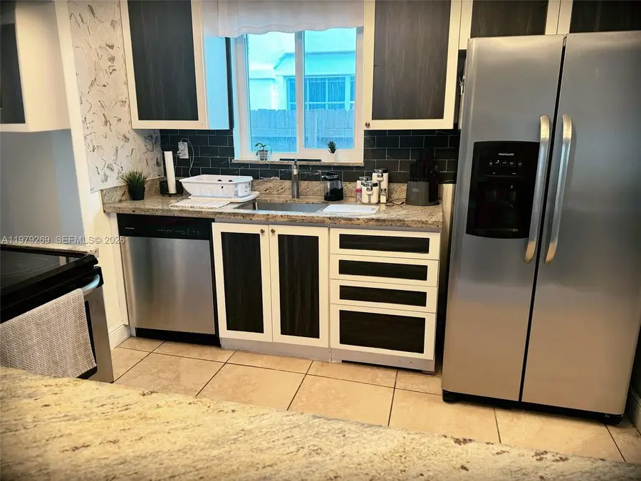 4734 SW 4th St, Miami, FL 33134 - #2