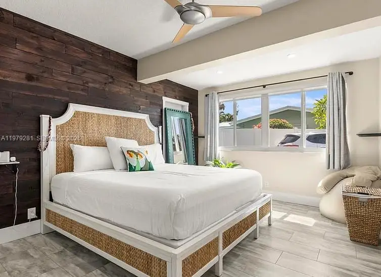 2211 NE 35th Ct, Lighthouse Point, FL 33064 - #2