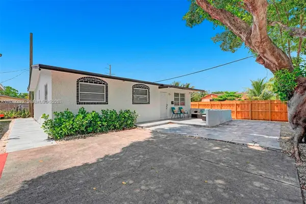 2338 Fillmore St #2A, Hollywood, FL 33020